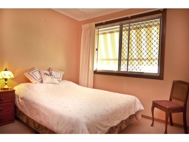 2/43 Centenary Heights Rd, Coolum Beach QLD 4573