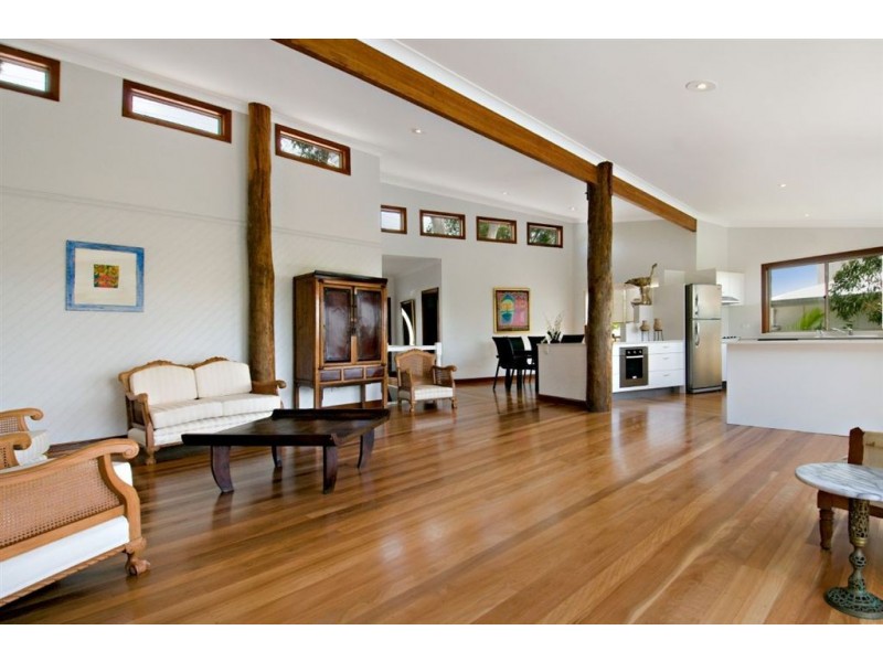 75 Centenary Heights Rd, Coolum Beach QLD 4573