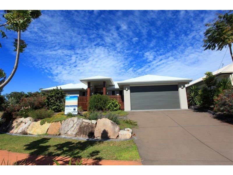 6 Peachtree Crescent, Peregian Springs QLD 4573