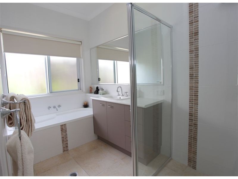 6 Peachtree Crescent, Peregian Springs QLD 4573