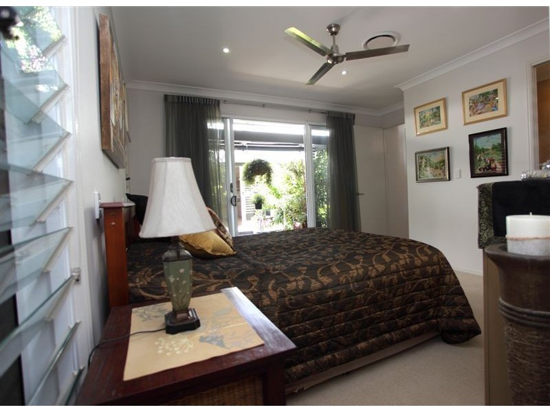 6 Peachtree Crescent, Peregian Springs QLD 4573