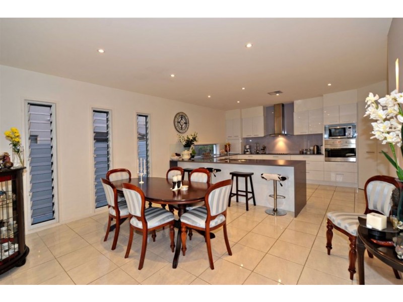 3 Anchorage Circuit, Twin Waters QLD 4564