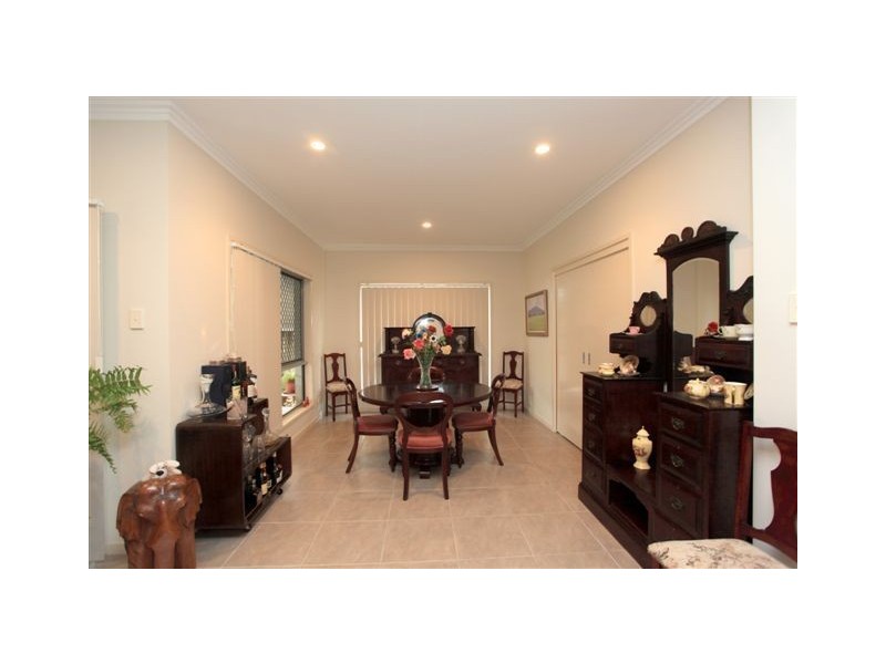 20 Dornoch Way, Peregian Springs QLD 4573