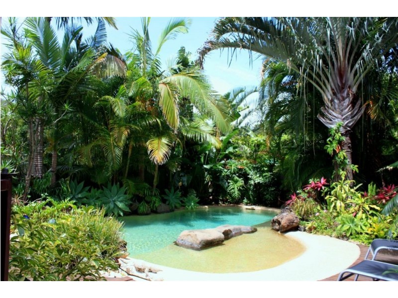 35 Warrack street, Mount Coolum QLD 4573