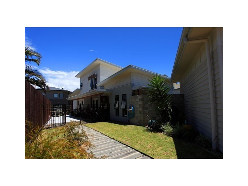 1/3 Catalina Dr, Mudjimba QLD 4564