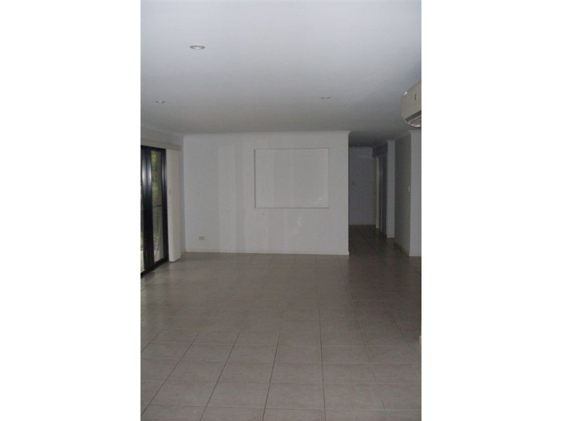 20 Riviera Crescent, Peregian Springs QLD 4573