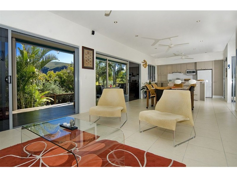 37 Boardrider Crescent, Mount Coolum QLD 4573