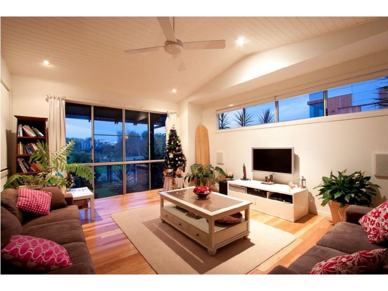 12 Boardrider Cres, Mount Coolum QLD 4573