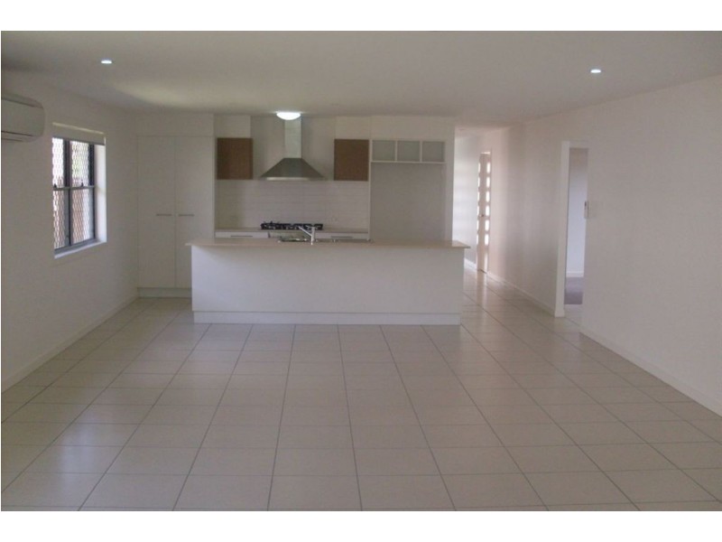 179 The Avenue, Peregian Springs QLD 4573