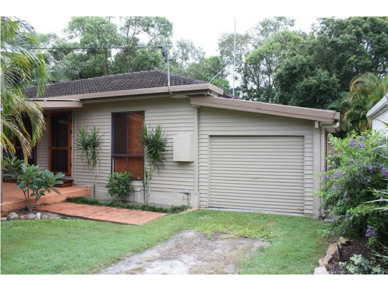 3 Fifth Avenue, Marcoola QLD 4564