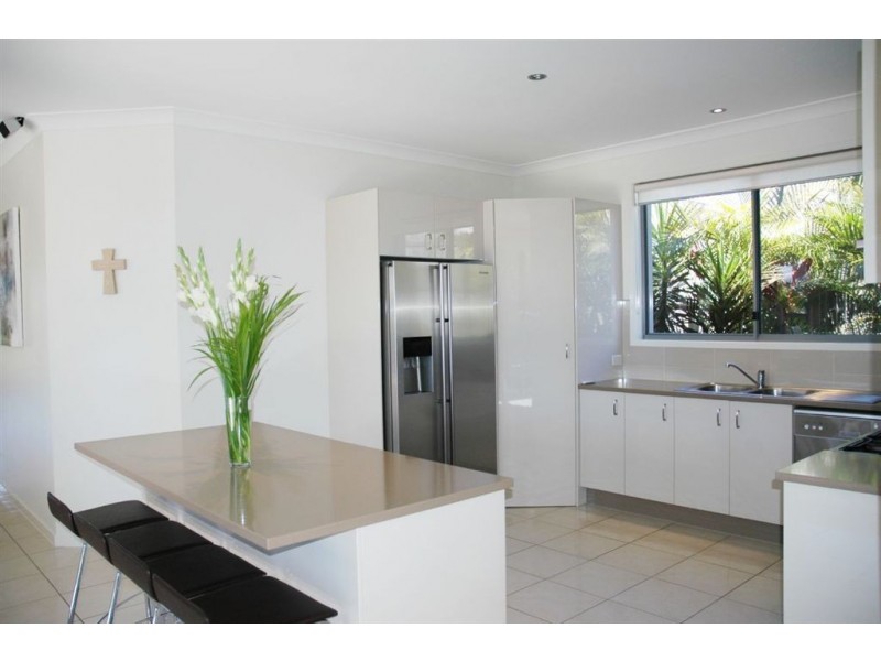 1 Bahran Court, Peregian Springs QLD 4573