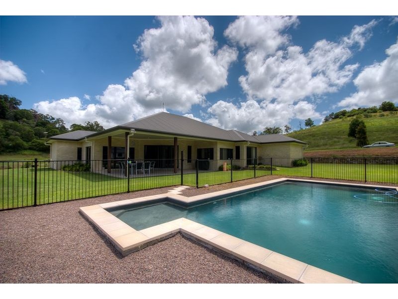 7 BELVEDERE PLACE, Maroochy River QLD 4561