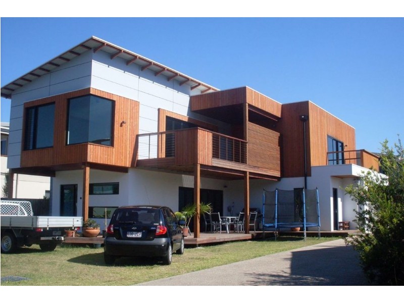 18 Boardrider Crescent, Mount Coolum QLD 4573