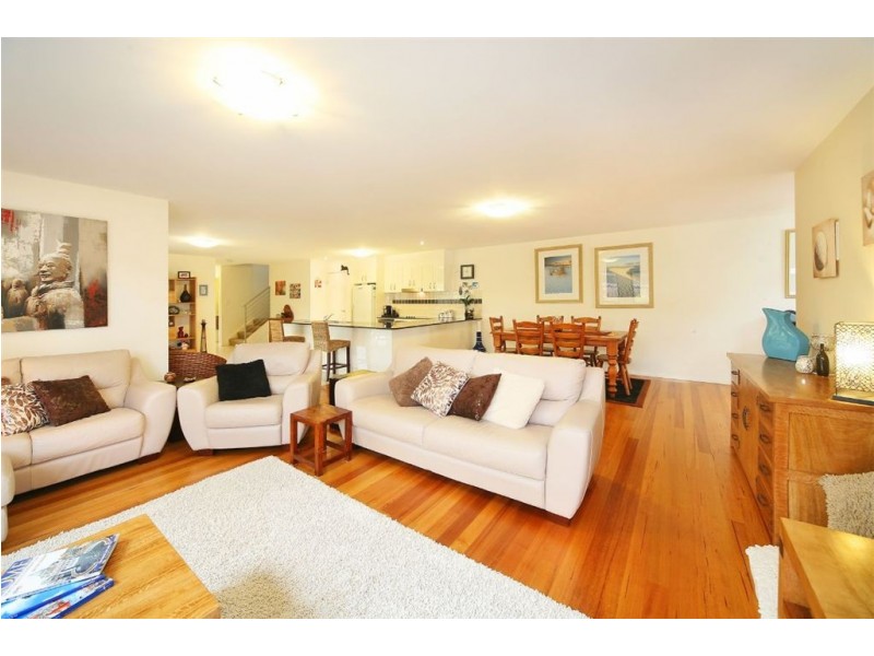 1/7 Suzanne Close, Mudjimba QLD 4564