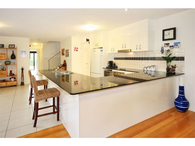 1/7 Suzanne Close, Mudjimba QLD 4564