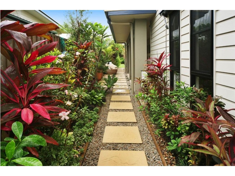1/7 Suzanne Close, Mudjimba QLD 4564
