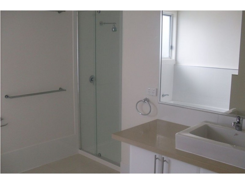 16 Elly Circuit, Mount Coolum QLD 4573
