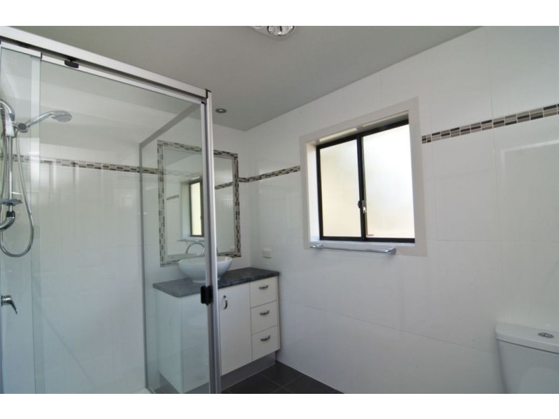 1 LORIEN AVE, Coolum Beach QLD 4573