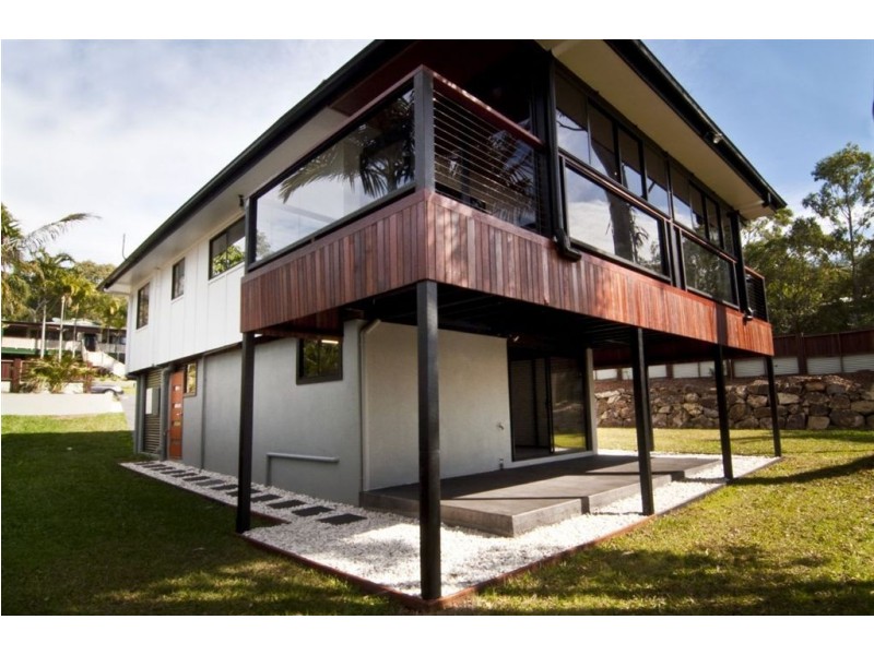 1 LORIEN AVE, Coolum Beach QLD 4573
