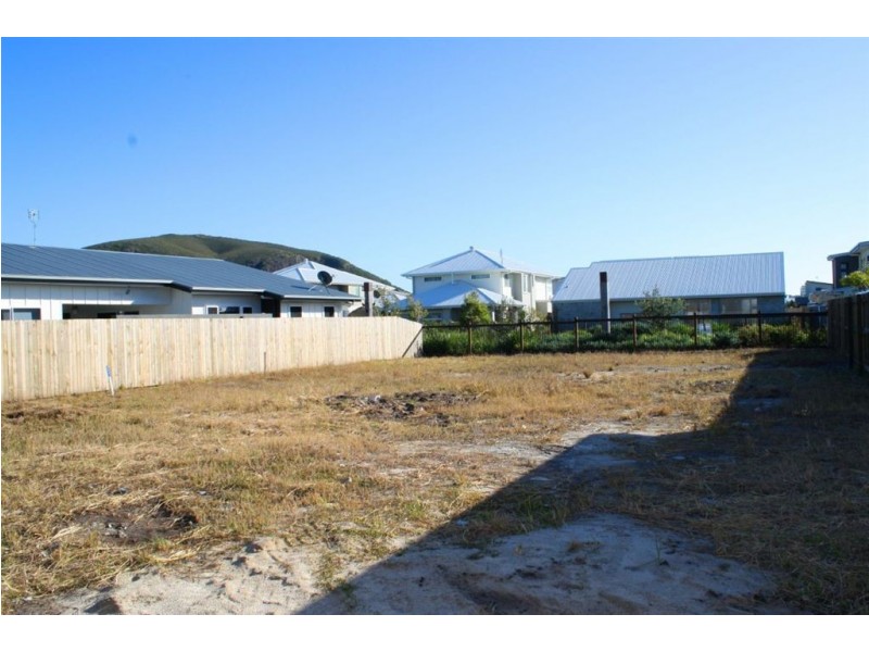 10 Oceancall Lane, Mount Coolum QLD 4573