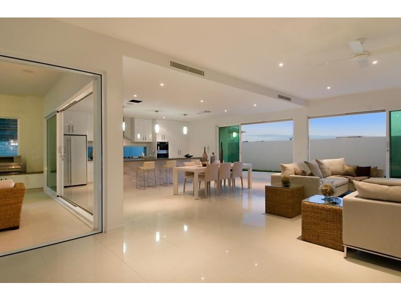 10 SUNSET AVENUE, Coolum Beach QLD 4573