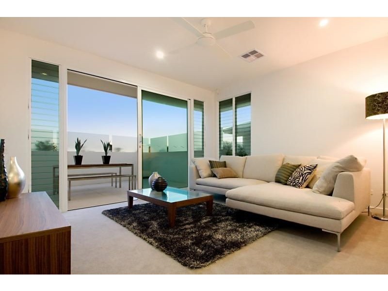 10 SUNSET AVENUE, Coolum Beach QLD 4573