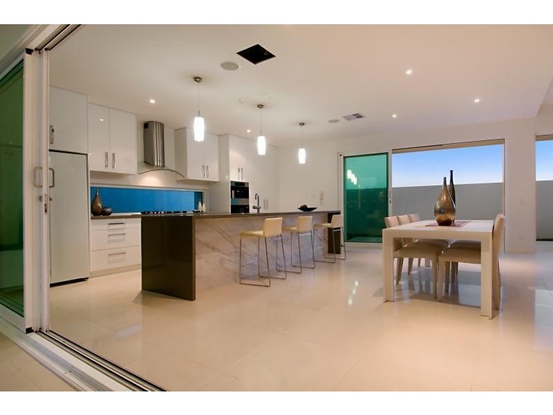 10 SUNSET AVENUE, Coolum Beach QLD 4573