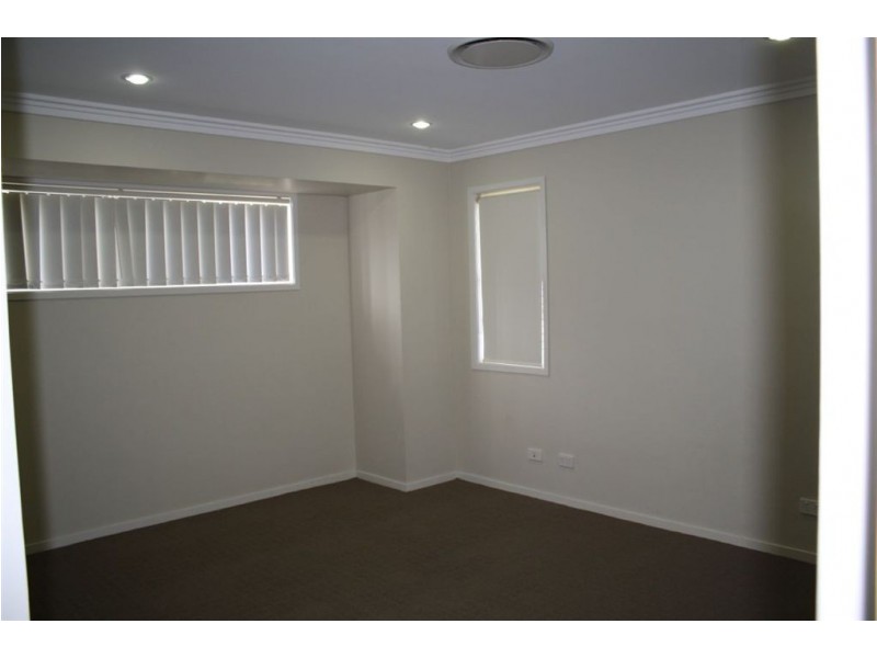 25 Maidstone Crescent, Peregian Springs QLD 4573