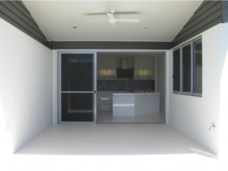 2 Surfside Lane, Mount Coolum QLD 4573