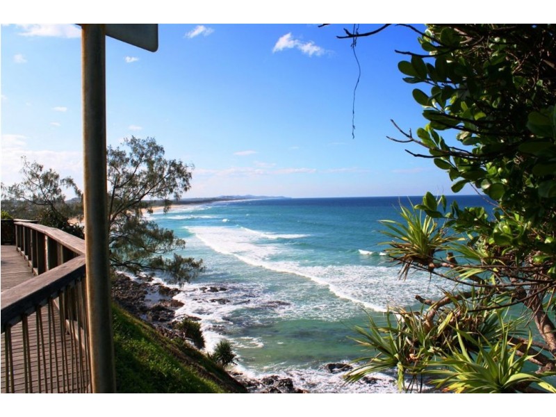 2/1704 David Low Way, Coolum Beach QLD 4573