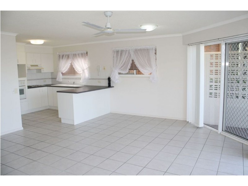 2/1704 David Low Way, Coolum Beach QLD 4573