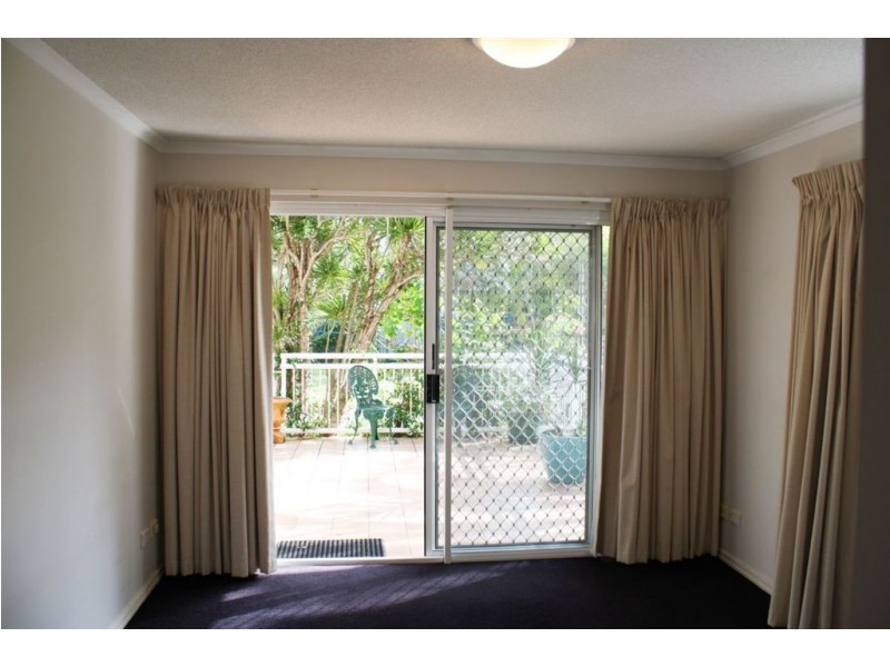 2/1704 David Low Way, Coolum Beach QLD 4573