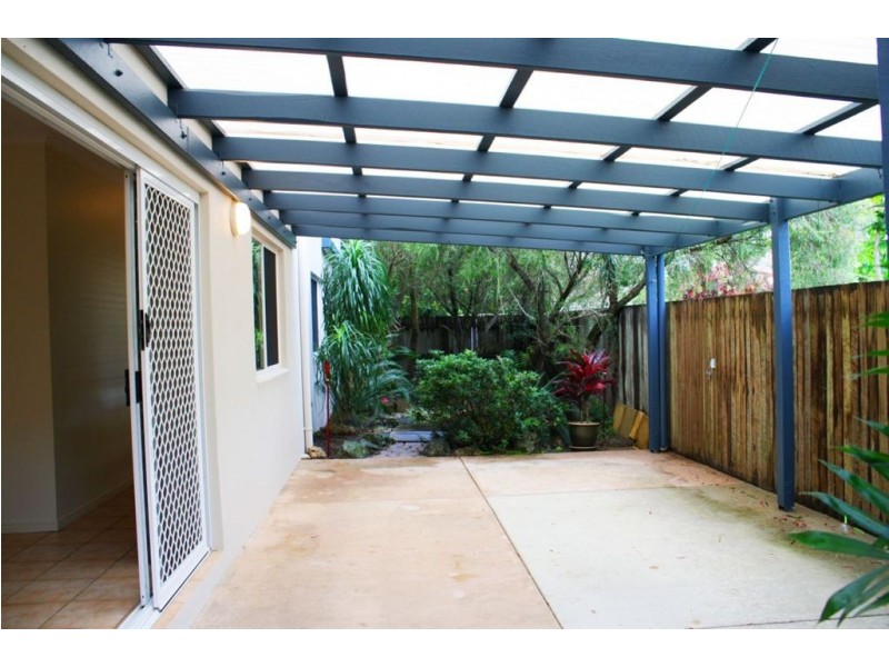 2/23-25 Pandanus Street, Mudjimba QLD 4564