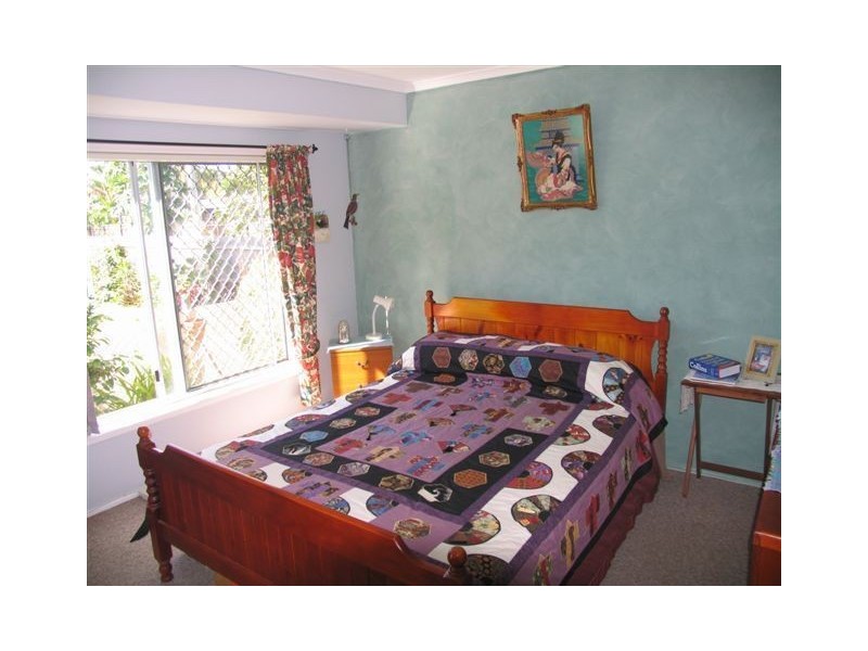 1/39 Nungo st, Pacific Paradise QLD 4564