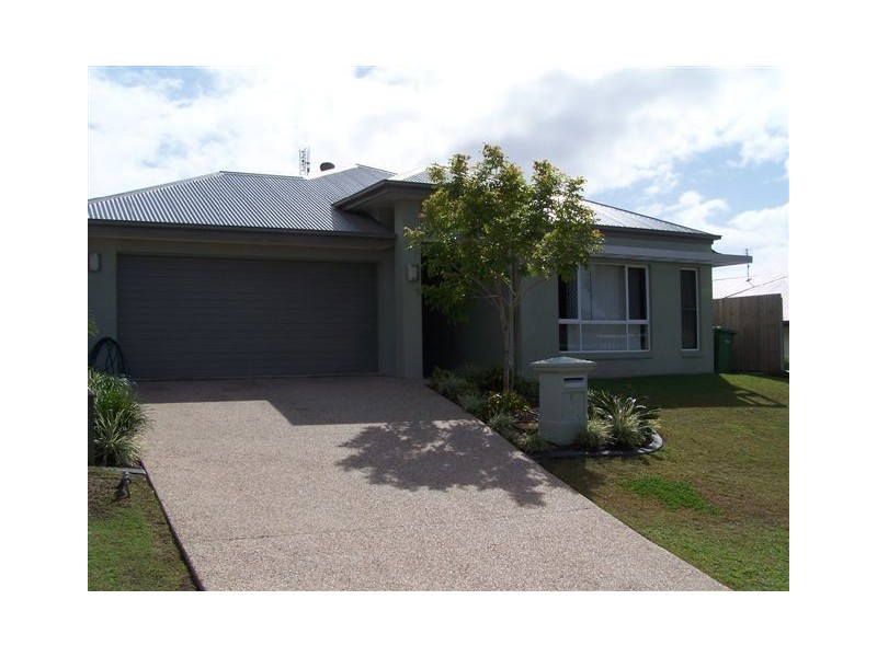 27 MAIDSTONE CRES, Peregian Springs QLD 4573