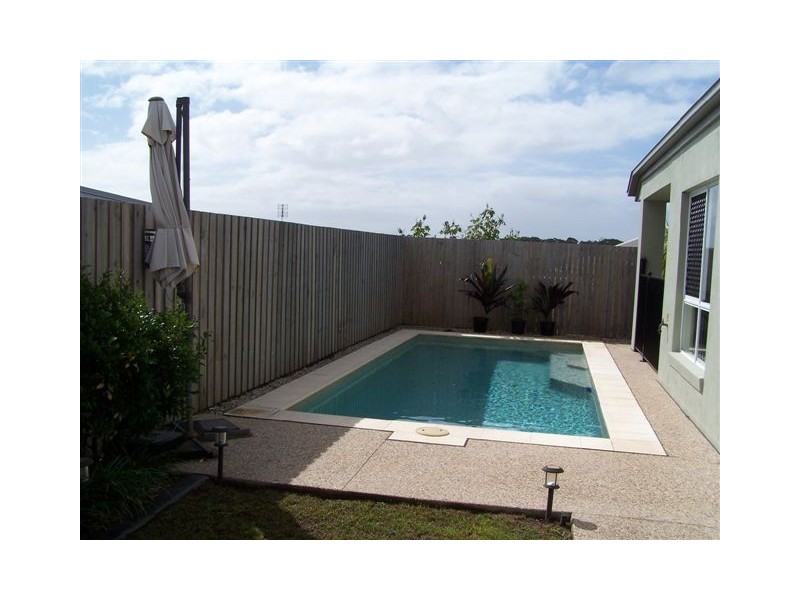 27 MAIDSTONE CRES, Peregian Springs QLD 4573