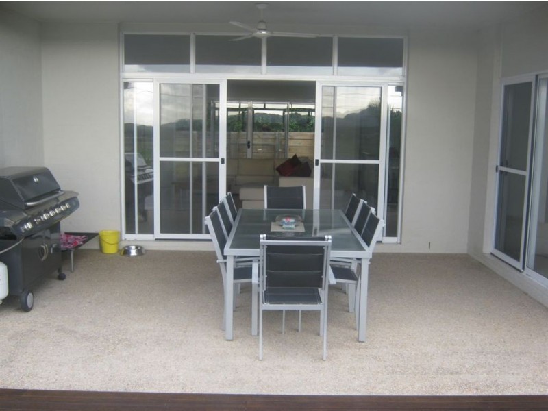 2 wandaa court, Mount Coolum QLD 4573