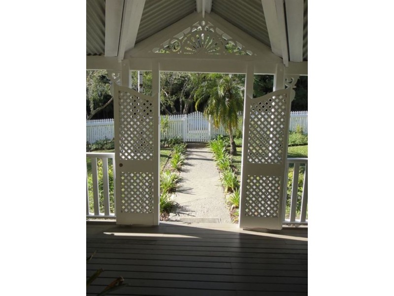 19 Cook Street, Eumundi QLD 4562