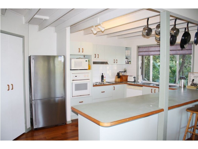 126 Centenary Heights rd, Coolum Beach QLD 4573