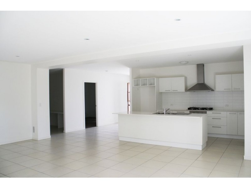 20 STONEYBROOK CRT, Peregian Springs QLD 4573