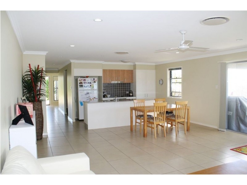 34 MAIDSTONE CRESCENT, Peregian Springs QLD 4573