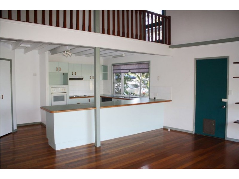 126 Centenary Heights Rd, Coolum Beach QLD 4573