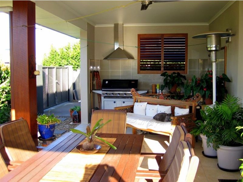 6 Peachtree Crescent, Peregian Springs QLD 4573