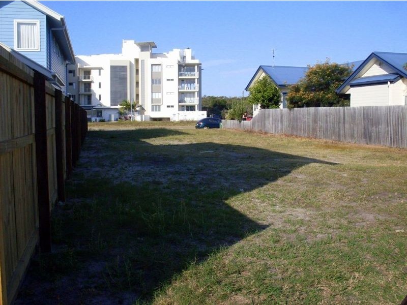 4 Seashore Street, Marcoola QLD 4564