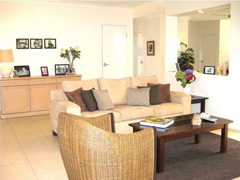 16 Waterline Close, Mount Coolum QLD 4573