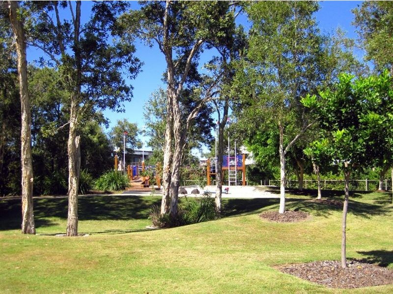 16 Waterline Close, Mount Coolum QLD 4573