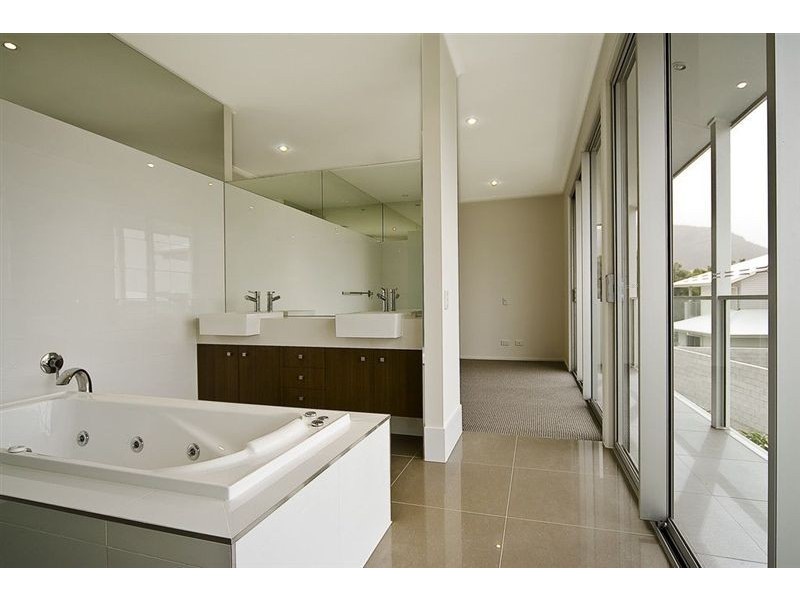 9 Yaroomba Drive, Coolum Beach QLD 4573