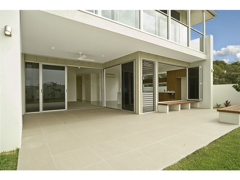 9 Yaroomba Drive, Coolum Beach QLD 4573