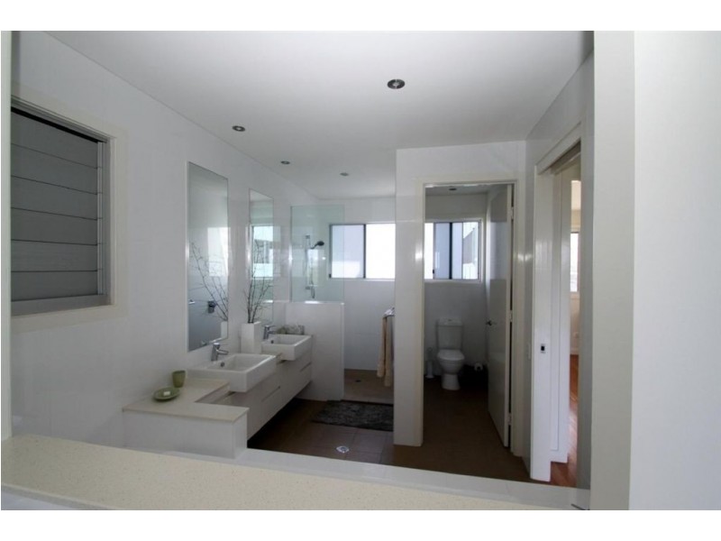 9/80 North Shore Road, Twin Waters QLD 4564