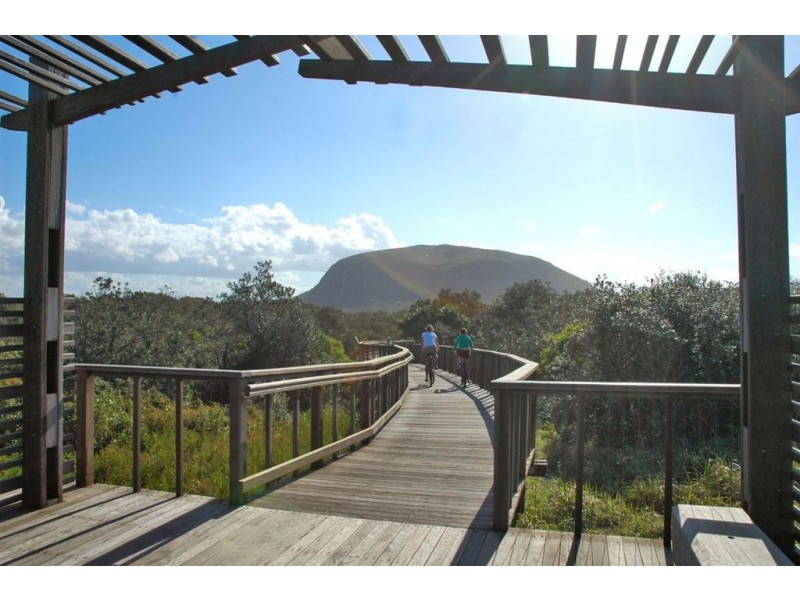 1 Bondi Court, Mount Coolum QLD 4573